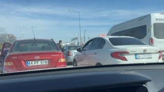 Trafikte tartıştığı sürücüye tekme tokat saldırdı