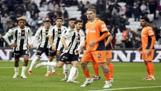 Trendyol Süper Lig: Beşiktaş: 0 - Başakşehir: 0 (İlk yarı)
