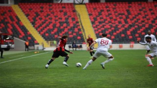 Trendyol Süper Lig: Gaziantep FK: 1 - Atakaş Hatayspor: 1 (İlk yarı)