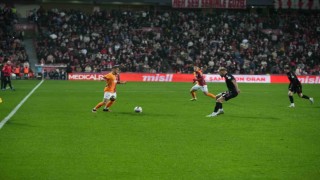 Trendyol Süper Lig: Samsunspor: 0 - Galatasaray: 1 (Maç devam ediyor)