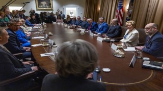 Trump: (Gazzedeki esirler) Onları geri getirmeye yakınız