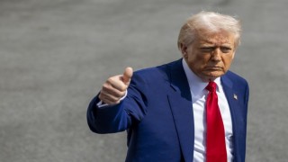 Trumptan Çine vergi tehdidi: ABD, 9 Nisandan itibaren Çin mallarına yüzde 50 ek vergi uygulayacak