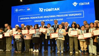 TÜBİTAK bölge finalinde Erzurum rüzgârı
