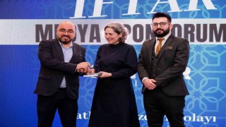 Türk ajansı, İngilteredeki başarılarıyla Hackney Belediye Başkanından övgü aldı