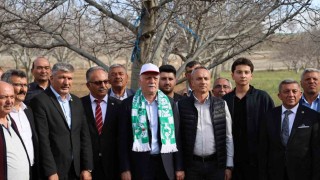TZOB Genel Başkanı Bayraktar, Kırşehirde üreticilerle bir araya geldi