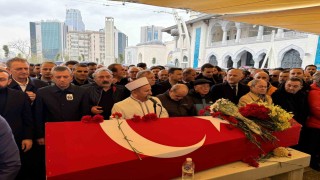 Ünlü sanatçı Volkan Konak için İstanbulda cenaze töreni düzenlendi