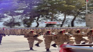 Uzman Erbaşların Kırkağaçta mezuniyet coşkusu