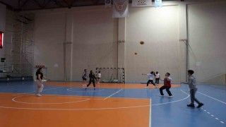 Uzmanı, iskelet sistemini ayakta tutan kaslar için spor yapılmasını önerdi