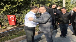 Vali Aksoy, Tolga Yılmazın vefat eden babası Tayyar Yılmazın cenazesine katıldı
