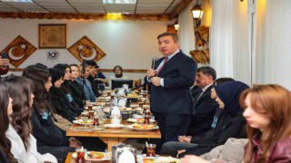 Vali Aydoğdu PISA sınavı öncesi öğrencilerle bir araya geldi