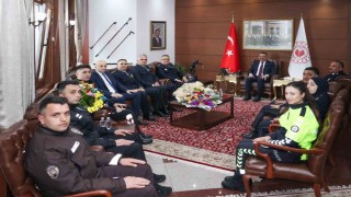 Vali Hacıbektaşoğlu, Sinan Ergen ve heyetini kabul etti