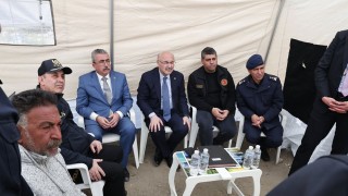 Vali Köşger, Kayıp Çocuğu Arama Çalışmalarına Katıldı