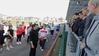 Vali Musa Işın, DPÜ Spor Bilimleri Fakültesi öğrencilerine başarılar diledi