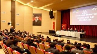 Van Büyükşehir Belediyesi, Ercişte ‘Mahalle Muhtarları Toplantısı yaptı