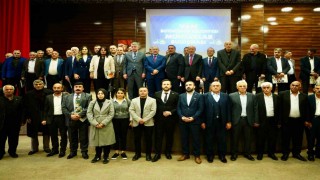 Van Büyükşehir Belediyesi Genel Sekreteri Akhan, mahalle muhtarlarıyla buluştu