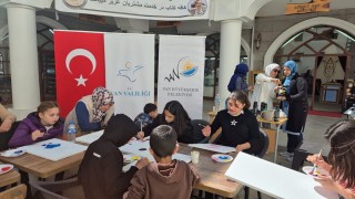 Van Büyükşehir Belediyesinden çocuklara ve annelerine özel atölye