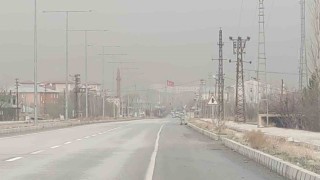 Van, toz bulutuyla kaplandı