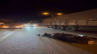 Vanda motosiklet ile otomobil çarpıştı: 1 yaralı