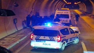 Vandan sürücüler arasında yol verme kavgası: 2 yaralı