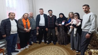 Vatan için evladını feda eden anne, yılın annesi seçildi