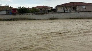 Vatandaşlar yağmur duasına çıktı, Kuluda sel oldu