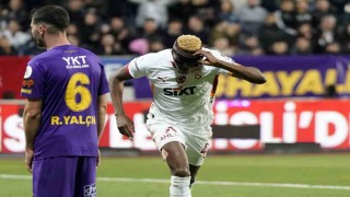 Victor Osimhen en golcü sezonunu tekrarladı