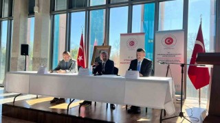 Yalovalı öğrenciler Strazburgta Türk dili paneline katıldı