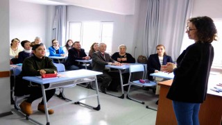 Yenilikçi yazarlık atölyelerinde kelimeler hayat buluyor