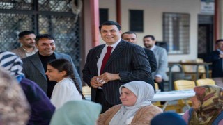 Yılmaz, Sarılar mahalle sakinleriyle bir araya geldi