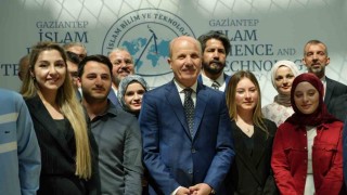 YÖK Başkanı Prof. Dr. Erol Özvarın katılımıyla GİBTÜ Bilim Kafe açıldı
