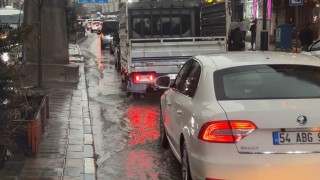 Yüksekovada sağanak yağış etkili oldu