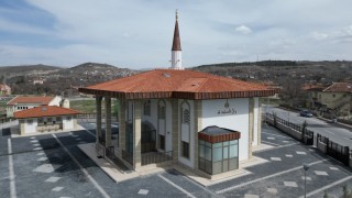 Yunus Emre Cami açılış için gün sayıyor