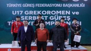 Yunusemreli güreşçi Kadir Kadiroğlu Türkiye 3üncüsü oldu