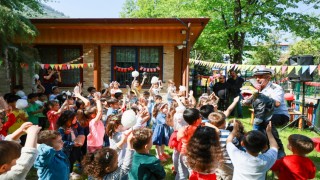 Yunusemreli minikler 23 Nisan kutlamalarına başladı