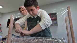 11 yaşında zehirsiz tarım için kolları sıvadı