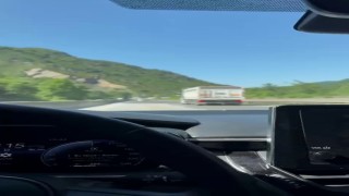 120 kilometre hızla gitti, önündeki tıra yetişemedi