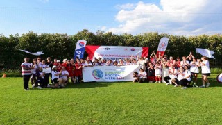 160 özel sporcu İzmir Bayındırda yeşil sahada buluştu