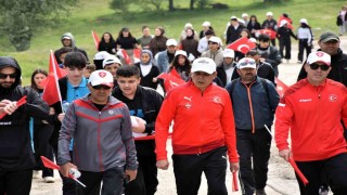 19 Mayıs Gençlik Haftasında coşkulu yürüyüş