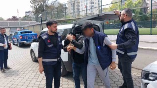 3 kaçak göçmeni taşıyan taksi şoförü tutuklandı