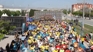 4. Uluslararası Konya Yarı Maratonu Türkiyeden ve dünyadan sporcuları buluşturdu