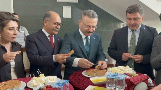 5 Bin yıllık ekmek Halk Ekmek tezgahlarında