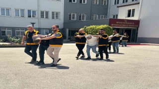 Adanada eski sevgili dehşeti: Kıskançlık krizine girip kafe kurşunlattı