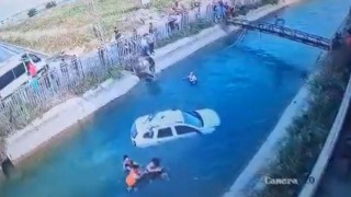 Adana'da Sulama Kanalına Düşen Cipten Çıkan 2 Kişiyi Vatandaşlar Kurtardı