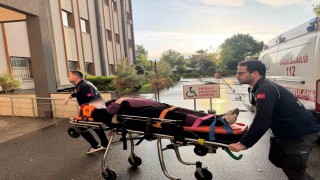 Adıyamanda otomobil şarampole savruldu: 4 yaralı