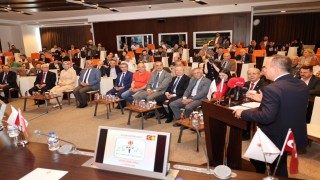 Afyon Eğitim Vakfından 910 öğrenciye karşılıksız burs desteği