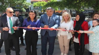 Afyonkarahisarda özel yüreklerden anlamlı sergi