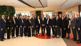 Akbank’tan Üst Yönetimde Stratejik Değişim Hamlesi