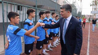 Akdeniz Belediyesi Futbol Takımı Türkiye Şampiyonasına gidiyor