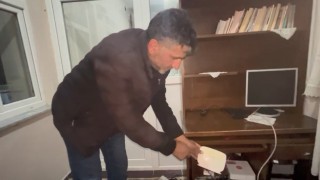 Akyakada dereler taştı, ahırları su bastı