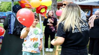 Alacada minik öğrenciler doyasıya eğlendi